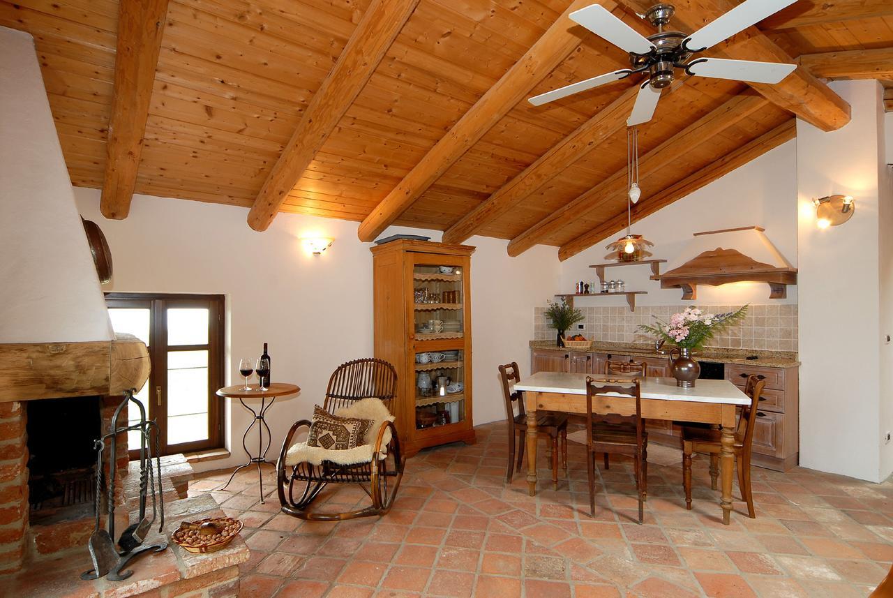 Agriturismo Sondrea Sinio Kültér fotó